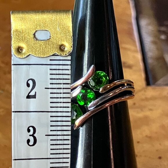 Natural Chrome Diopside Sterling Silver Ring Size 5 - Picture 7 of 9